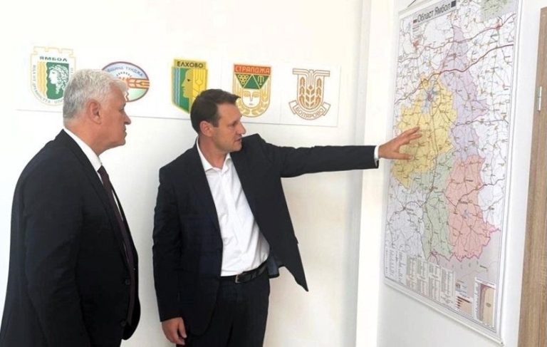 Американските самолети на „Безмер“ засега остават 2 (Обзор)