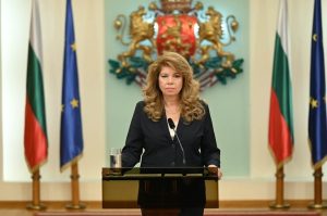 Президентът Илияна Йотова: Бъдещето на младите хора зависи от нашата отговорност към тях