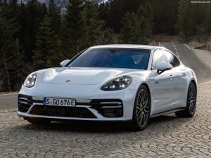 Porsche се съюзява с Xpeng, за да смекчи милиардни еко глоби на Volkswagen