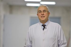 Проф. Владов за уникалната двойна трансплантация във ВМА: Пациентът се развива нормално