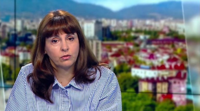 Ефремова: Минималната заплата няма да остане на сегашното ниво