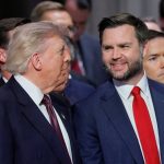 Коментар на седмицата №1: През април Тръмп хвърля оставката?