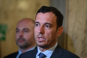 Временно спират процедурата по избор на главен архитект на София