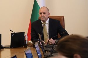 Румен Радев: Ще наваксаме изграждането на детската болница, координираме процес
