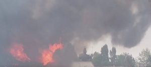 Пожар избухна до рафинерията „Лукойл“ в Плоещ, има риск от експлозия