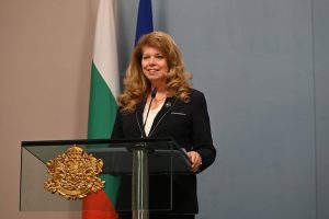 Илияна Йотова поздрави новоизбрания унгарски президент Андраш Бака