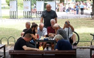 Платихме 3,6 млрд. евро на хора, чиито вноски не стигат за минимални пенсии (Графика)