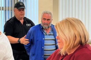 Съдът решава дали бившият полицай Тодор Лапков ще остане в ареста