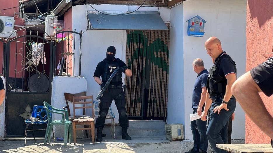 200 часа общественополезен труд за мъжа, прострелял 16 души в Асеновград