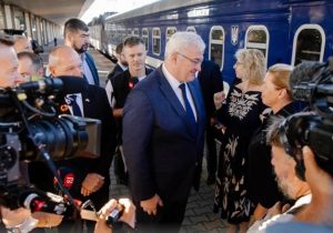 Шестима европейски лидери пристигнаха в Киев за Деня на независимостта на Украйна