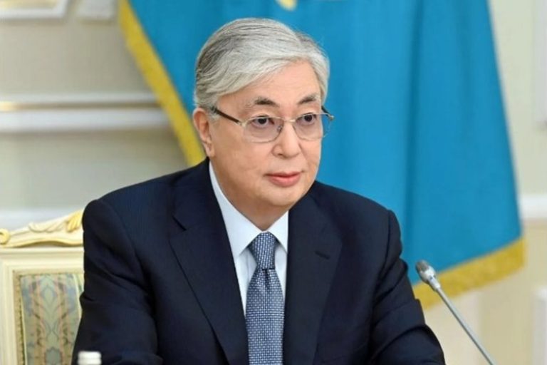 Президентът на Казахстан подписа указ за провеждане на първата сесия на парламента Президентът на Казахстан подписа указ за провеждане на първата сесия на парламента