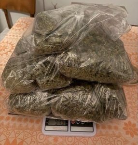 Турски митничари заловиха близо 300 кг марихуана на ГКПП Хамзабейли