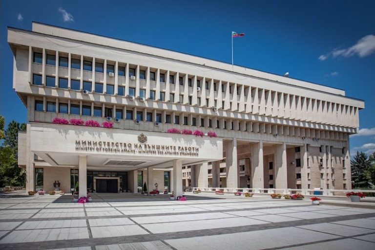 Външно към българите в Невада: Избягвайте пътувания в районите, засегнати от пожар Външно към българите в Невада: Избягвайте пътувания в районите, засегнати от пожар