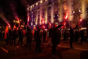Неонацисти вербуват последователи дори през онлайн игри
