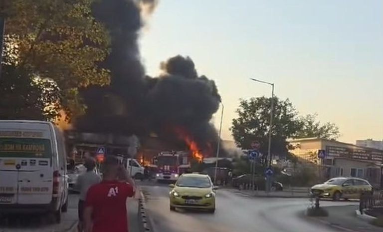 Мъж е със сериозни изгаряния след пожар в автосервиз за газови уредби във Варна