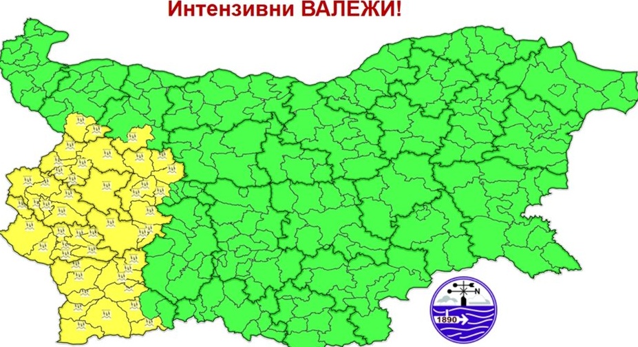 Жълт код за проливни дъждове в 7 области у нас