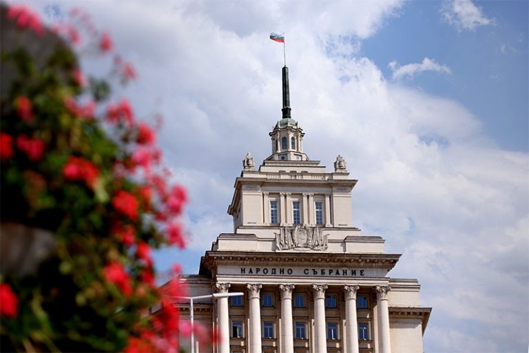 52-рото Народно събрание прие 28 закона и 89 решения през първата си сесия