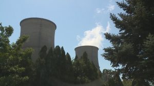 Бунт срещу петкратно увеличение на изгарянето на отпадъци в ТЕЦ „Бобов дол“: Местни жители затварят индустриалния път