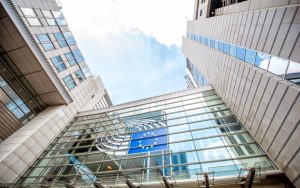 ЕС предоставя 1,4 млрд. евро на Украйна от лихвите по замразените руски активи