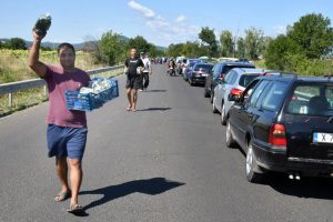 Държавата започва масови проверки по границите за внос на плодове и зеленчуци