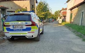 Нахапаното дете от домашно куче в село Кънчево може да загуби зрението си
