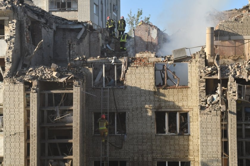 Руска балистична ракета удари на метри от литовското посолство в Киев