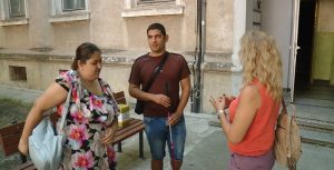 Незрящо семейство от Варна моли за помощ: Имаме три месеца да превърнем руина в дом