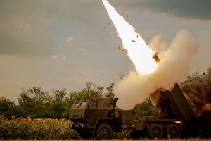 HIMARS: Дронове не заменят артилерийски системи