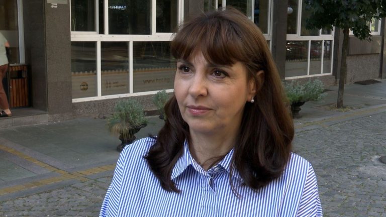 Социалният министър: Ръстът на минималната заплата е гарантиран Социалният министър: Ръстът на минималната заплата е гарантиран