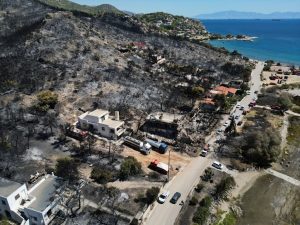 Пожарите водят до загуба на начин на живот в Гърция