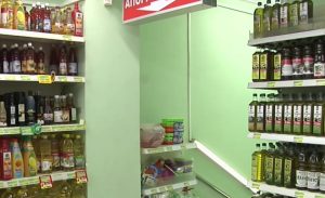 В Гърция свалят цените на основни храни с до 30%