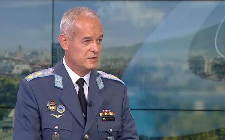 Ген.-майор Николай Русев: До края на годината ще имаме 11 готови пилоти за F-16 Ген.-майор Николай Русев: До края на годината ще имаме 11 готови пилоти за F-16