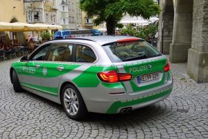 Арестуваха двама българи за атентат с коктейл „Молотов“ в Мюнхен