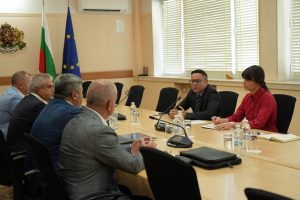 Пулев: Целта ни е по-малко бюрокрация, по-бързи процедури и по-добра бизнес среда