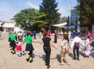 Есенният пазар „От нивата до трапезата“ събра в Ново село занаяти, традиции и местни вкусове