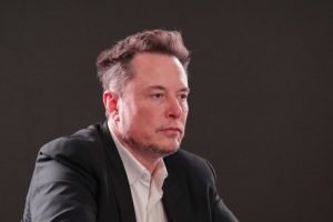 Илон Мъск оттегли иска си срещу Apple по делото за ChatGPT