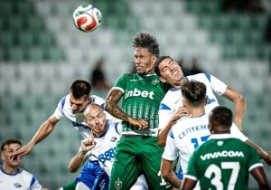„Лудогорец“ преговаря с бивш треньор на Чочев