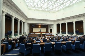 Парламентът обсъжда на първо четене промени за насърчаване на ремонта