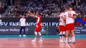 Страх ли е това? Поляк с "два пистолета" остана невидим, а направиха Алекс Николов "убиец" (Видео)