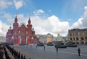 Русия привика британския шарже д‘афер заради оръжията, които Лондон изпраща на Киев