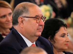 ЕС отменя санкциите срещу свързаните с Русия бизнесмени Усманов и Фридман