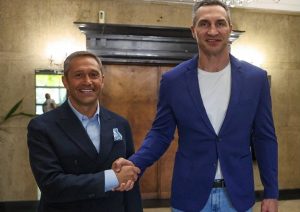 Владимир Кличко пристига в София за европейското по бокс