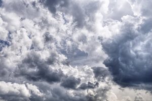 Облачно и хладно ще е на 25 септември, на места ще превали