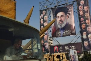 Иран екзекутира двама мъже за убийството на четирима служители на силите за сигурност