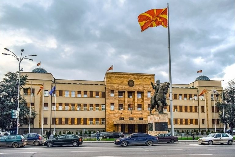 Как медиите в Северна Македония отразиха връщането на костите на цар Самуил в България Как медиите в Северна Македония отразиха връщането на костите на цар Самуил в България
