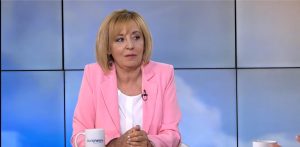 Мая Манолова е назначена за председател на Комисията за защита на потребителите