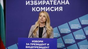 ЦИК подготвя 12 800 машини за президентските избори
