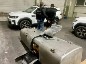Наркотици за над 2,2 млн. евро бяха открити в резервоар на камион при съвместна акция на Агенция „Митници“ и ГДБОП