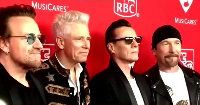 U2 издават „Carnaval De Luz“ на 13 ноември 2026 г.