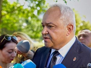 Иван Демерджиев: Много скоро ще има отговори и за полетите, и за мантинелите